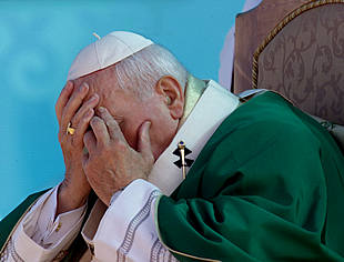 El Papa hace un "vigoroso" llamamiento a la paz desde Kazajistán