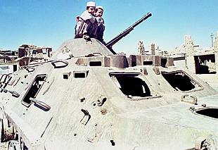 El Gobierno de Kabul reconoce que Bin Laden sigue en Afganistán