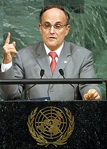 Giuliani: "Se está con la civilización o con el terrorismo"