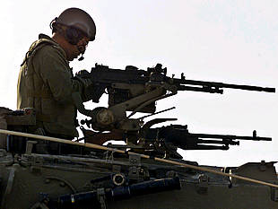 El Ejército israelí detiene en Cisjordania a dos de los asesinos del ministro Zeevi