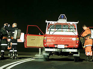La policía halla 100 coches carbonizados en el túnel suizo y busca a 128 desaparecidos