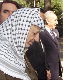 Mubarak abre el Foro de Formentor con duras críticas a la política de Sharon