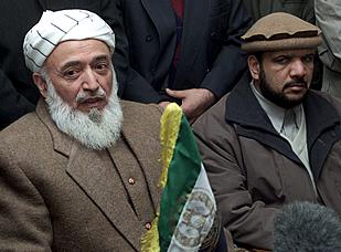 Regresa el presidente afgano tras cinco años de exilio