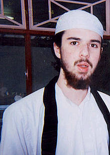 EE UU se plantea acusar de traición y asesinato al americano protalibán