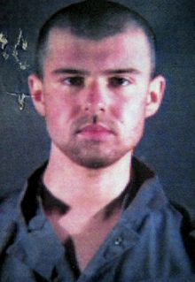 El talibán estadounidense niega su culpabilidad ante el tribunal