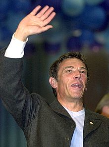 Haider anuncia su retirada de la política nacional