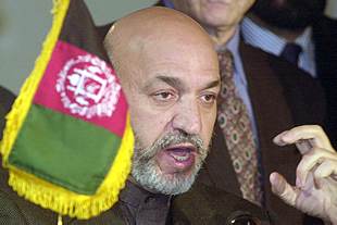 Karzai descarta ahora motivos políticos en el asesinato de su ministro de Transportes