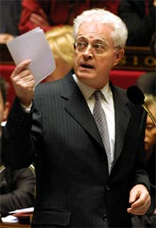 El socialista Jospin hace oficial su candidatura para las presidenciales de mayo