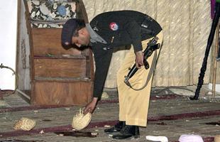Al menos 10 muertos y 12 heridos en un tiroteo en una mezquita de Islamabad