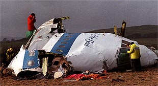 Imagen del accidente del avión de la Pan Am en Lockerbie, Escocia, en 1988.