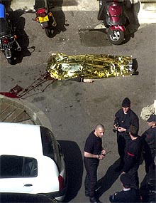 Se suicida el autor de la matanza en el Ayuntamiento francés de Nanterre