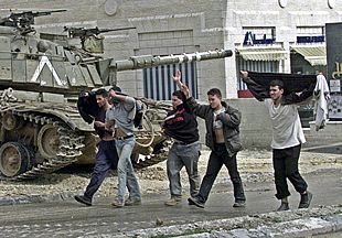 Israel recrudece la ofensiva sobre  Cisjordania en  vísperas de la visita de Powell