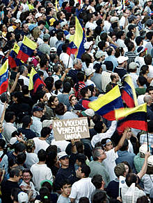 Chávez pone al Ejército en estado de alerta por la huelga general