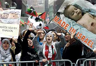 Powell se reunirá mañana con Arafat tras la condena del líder palestino al terrorismo