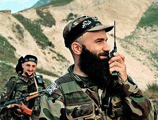 Rusia anuncia haber matado a Basayev, líder militar de los guerrilleros chechenos