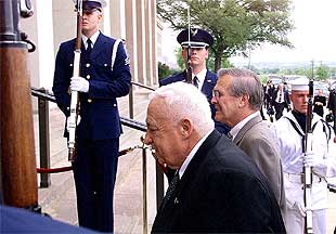 La negativa de Italia a acoger a 13 palestinos impide el fin del asedio a la basílica de Belén