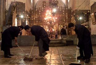 Israel sigue concentrando tropas en Gaza pese a haber suspendido la operación