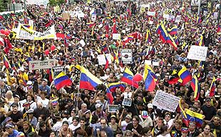 Chávez asegura tener pruebas de reuniones entre militares de EE UU y los golpistas