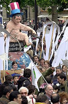 Bush llega a Francia para limar asperezas con Chirac en la lucha contra el terrorismo