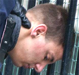 Un militante de extrema derecha intenta atentar contra Chirac en el desfile del 14 de julio