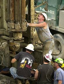 Trabajos de rescate en la mina de Pittsburgh.