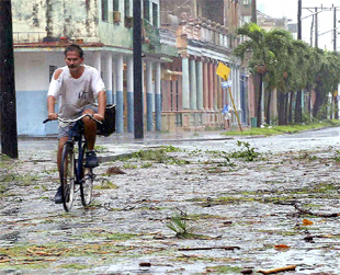 Más de 250.000 evacuados en Cuba a causa del huracán Isidore