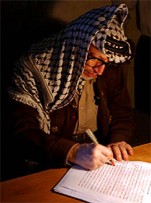 Israel exige los nombres de los palestinos atrincherados con Arafat en la 'Mukata'