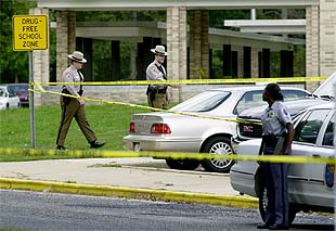 La polícía confirma que el niño de 13 años es la octava víctima del francotirador