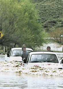 Cuatro muertos y 5.000 evacuados en Argentina por un temporal