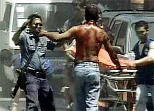 Seis  muertos y 140 heridos al estallar dos bombas en un centro comercial de Filipinas