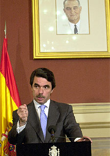 Aznar, durante la rueda de prensa ofrecida hoy en el Capitolio, en Washington.