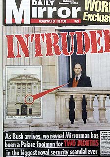 Portada del  Daily Mirror  en la que se puede ver al periodista que se ha hecho pasar durante dos meses como sirviente.