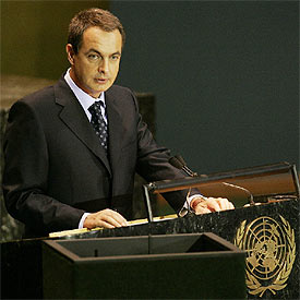 José Luis Rodríguez Zapatero pronuncia su discurso en la apertura del 59º periodo de sesiones de la Asamblea General de Naciones Unidas, en Nueva York.