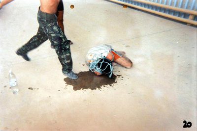 Esta imagen muestra a un soldado 