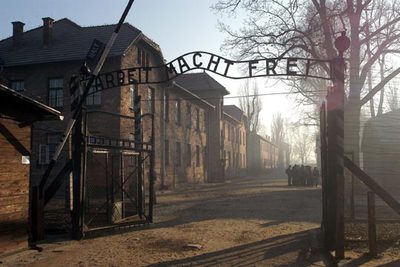 "Auschwitz es el mayor cementerio del mundo. Los muertos están allí, en todas partes"