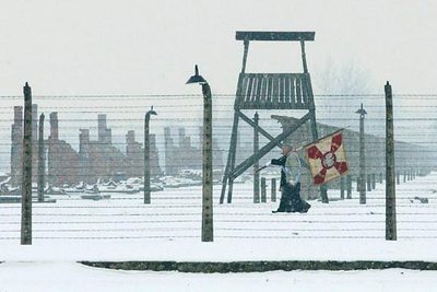 "Auschwitz es el mayor cementerio del mundo. Los muertos están allí, en todas partes"