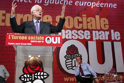 El ex primer ministro socialista francés Lionel Jospin, durante el mitin que ofreció el 19 de mayo en Nantes.