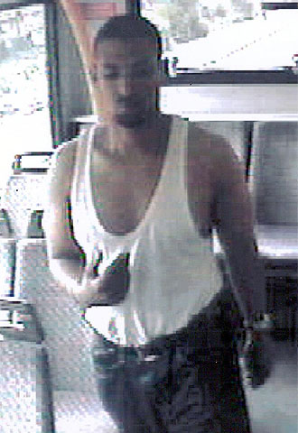 Foto facilitada por Scotland Yard de Hussein, presunto autor de la explosión en la estación de Shepherd's Bush.