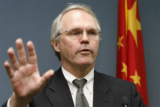 El secretario de Estado adjunto de Estados Unidos, Christopher Hill, en Pekín.