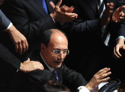 Schifani, colaborador de Berlusconi, nuevo presidente del Senado italiano