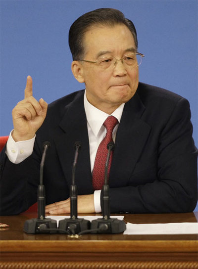 El primer ministro de China, Wen Jiabao, durante su comparecencia ante la prensa tras la clausura de la sesión anual de la Asamblea Nacional Popular