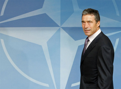 El nuevo secretario de la OTAN, Anders Fogh Rasmussen, a su llegada esta mañana a la sede de la organización en Bruselas.