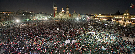 Multitudinaria marcha contra la desaparición de una eléctrica pública en México