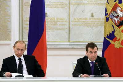 Medvédev asegura que el acuerdo de desarme nuclear está al 95%