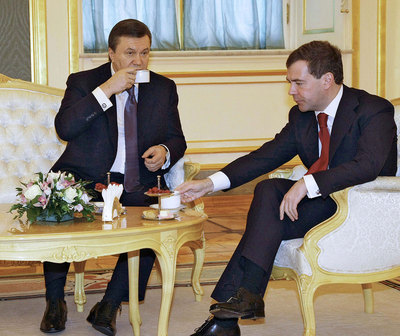 Yanukóvich relanza las relaciones entre Rusia y Ucrania