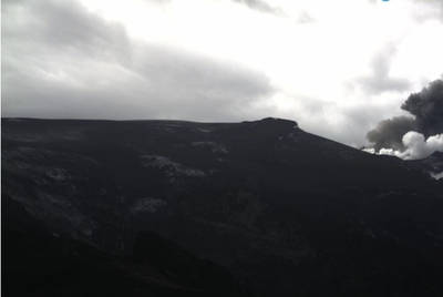 Captura de una de las  webcams  de la empresa islandesa Mila. Imagen captada este martes a las dos de la tarde.