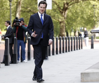 El nuevo Ministro de Economía británico, George Osborne.