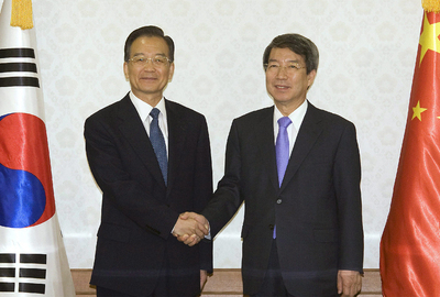 El primer ministro chino pide rebajar la tensión en la península coreana