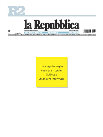 Primera página de la edición del 11 de junio del diario  La Repubblica,  en blanco, salvo una nota en la que se lee: 