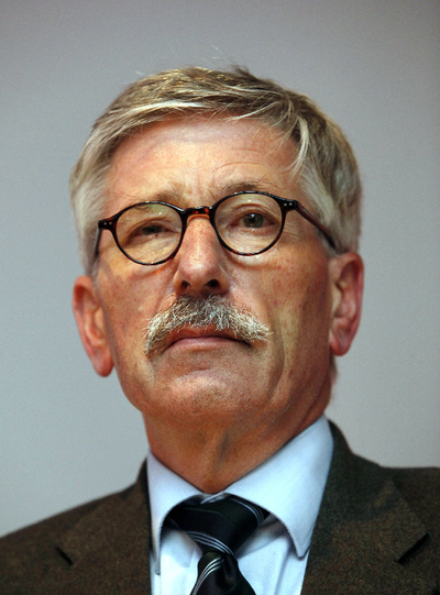 Thilo Sarrazin, directivo del Banco Central alemán, ha conmocionado a la sociedad alemana con sus críticas a la presencia de inmigrantes turcos y árabes y sus comentarios sobre la 